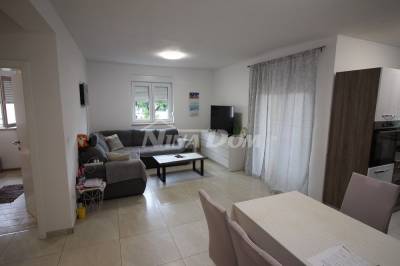 Apartment south side 254 meters to the sea, water and sewerage