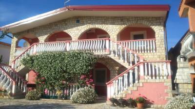 Apartment house 50 meters from the sea.