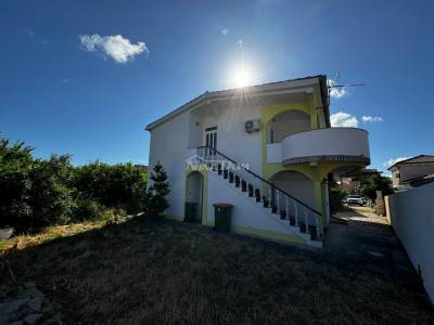 SEMI-DETACHED HOUSE PRIVLAKA - 300 M FROM THE SEA
