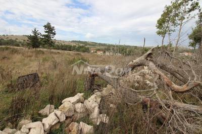 Building land under UPU plan 80€/m2