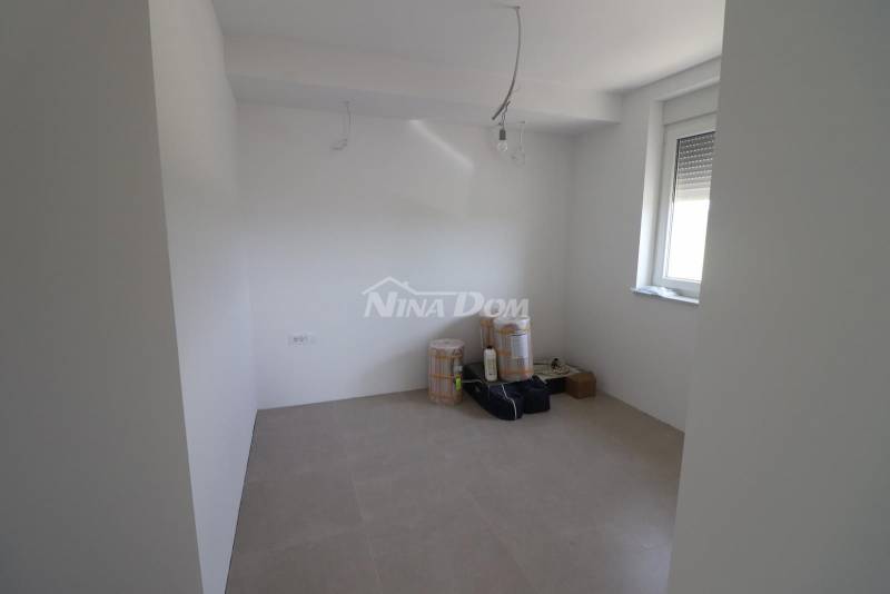 ATRAKTÍVNY APARTMÁN PRIVLAK - BLÍZKO MORA 100 METROV - 11