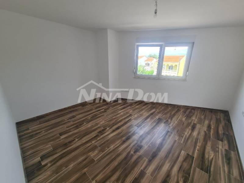 Byt južná strana 2. poschodie krásny výhľad na more, veľká terasa - 7