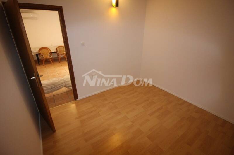 Apartman, prizemlje 270 met. do mora - 8