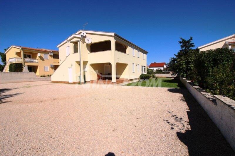 Južná strana apartmánu Vira na prízemí - 1