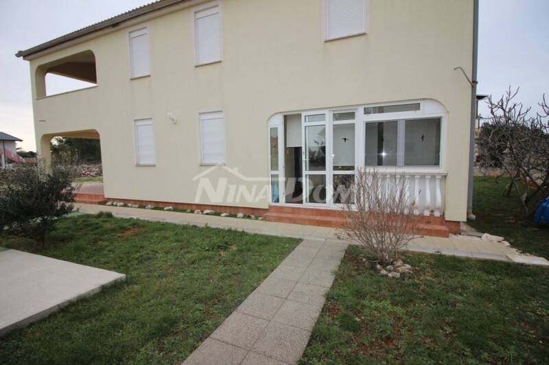 Južná strana apartmánu Vira na prízemí - 2