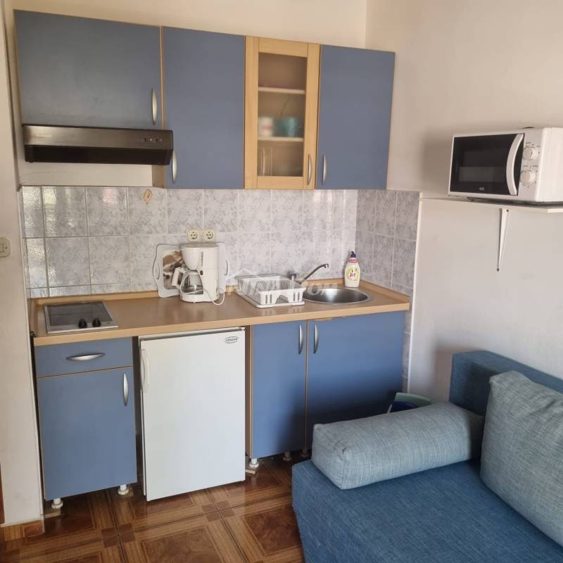 Apartmán s jednou spálňou, prvé poschodie, more 160 metrov - 4