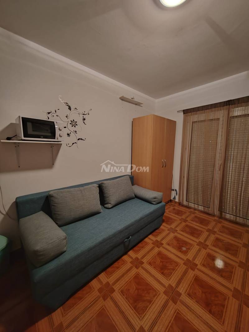 Apartment with one bedroom, first floor, sea 160 meters - 2