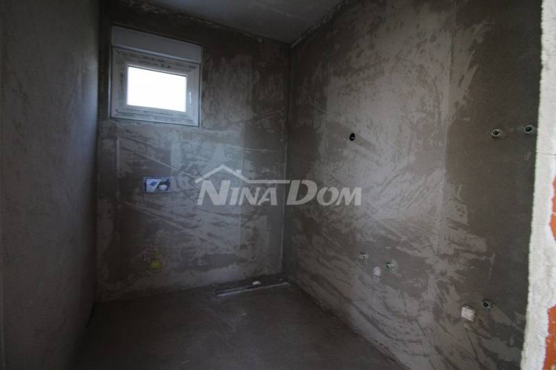 New construction, apartment on the first floor with a roof terrace, center of Vira - 12