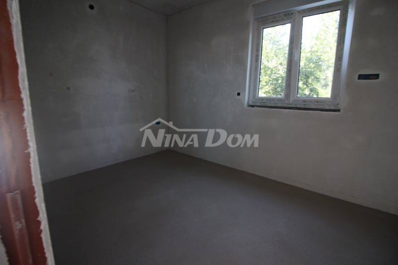 New construction, apartment on the first floor with a roof terrace, center of Vira - 13