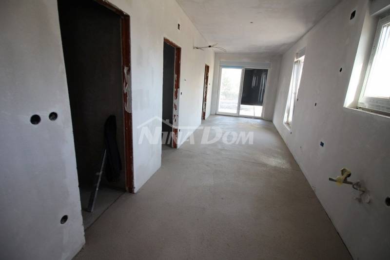 Novogradnja, apartman u prizemlju, centar otoka Vira - 2