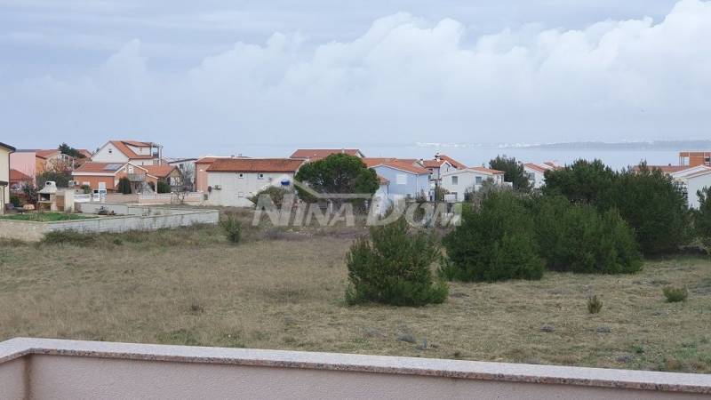 Three-bedroom apartment with a large terrace in a quiet part of the island of Vir. - 13