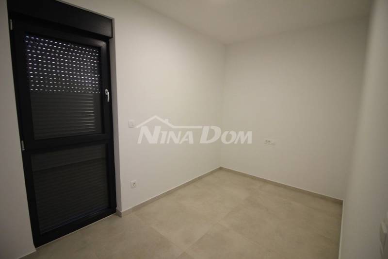 Apartment in the center of the island of Vir, 1 floor with a roof terrace - 9
