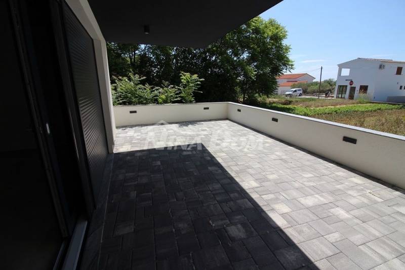 Ground floor apartment in the center of the island of Vir. - 3