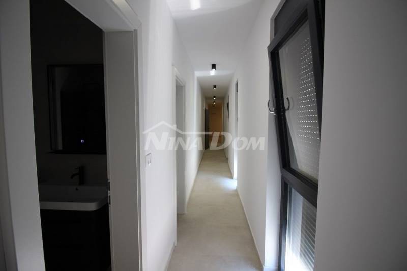 Ground floor apartment in the center of the island of Vir. - 11