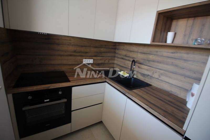 Novostavba, južná strana, zariadený byt. - 5