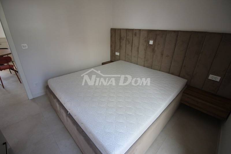 New building, south side, furnished apartment. - 7