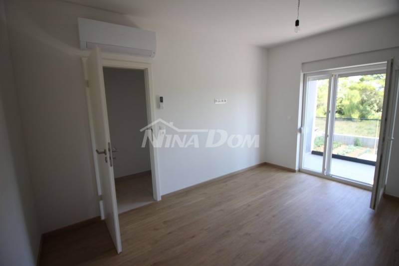 Južná strana ostrova Vir, apartmán na 1. poschodí (voda a kanalizácia) - 3