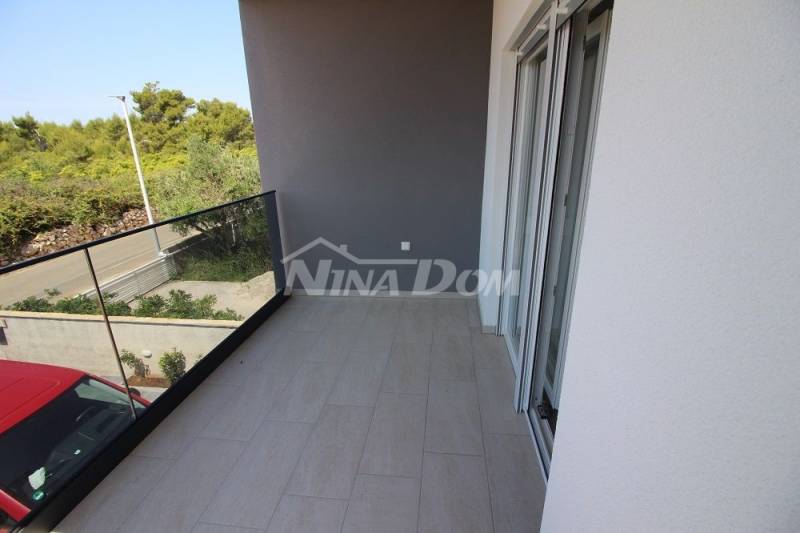 Južná strana ostrova Vir, apartmán na 1. poschodí (voda a kanalizácia) - 8
