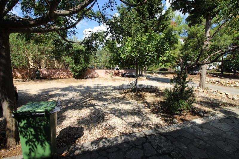 Apartman južna strana, etažirano s vodom i kanalizacijom., - 4