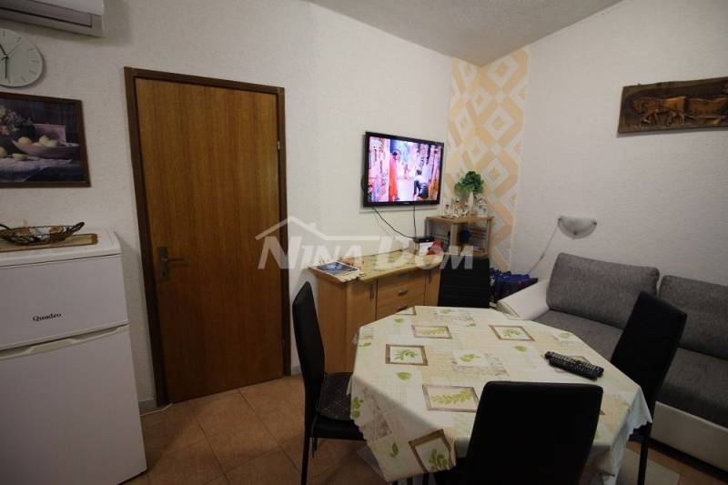 Apartman južna strana, etažirano s vodom i kanalizacijom., - 8
