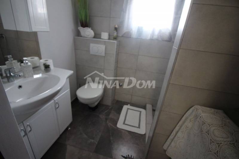 Apartman južna strana, etažirano s vodom i kanalizacijom., - 9