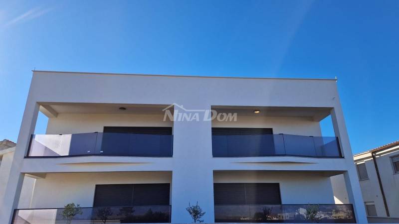 New building, first floor, panoramic view of the sea and Velebit. - 12