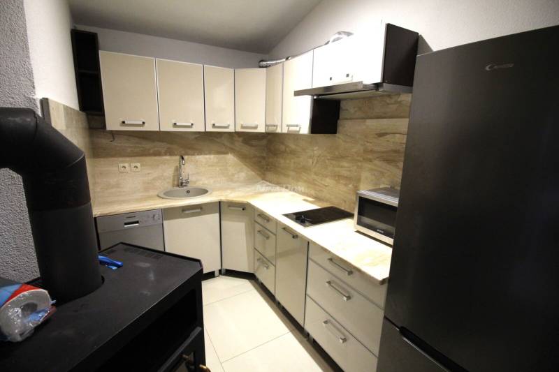 Nicely decorated apartment on the first floor. - 3