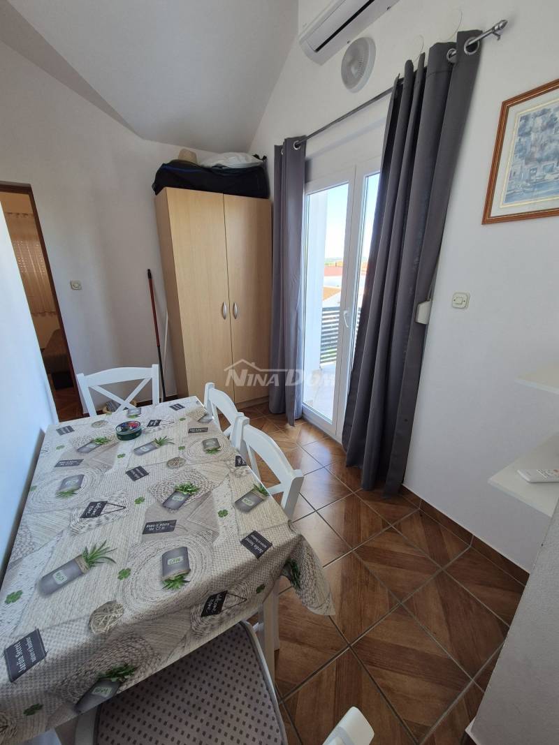 Apartment 180 meters. second floor to the sea. - 12