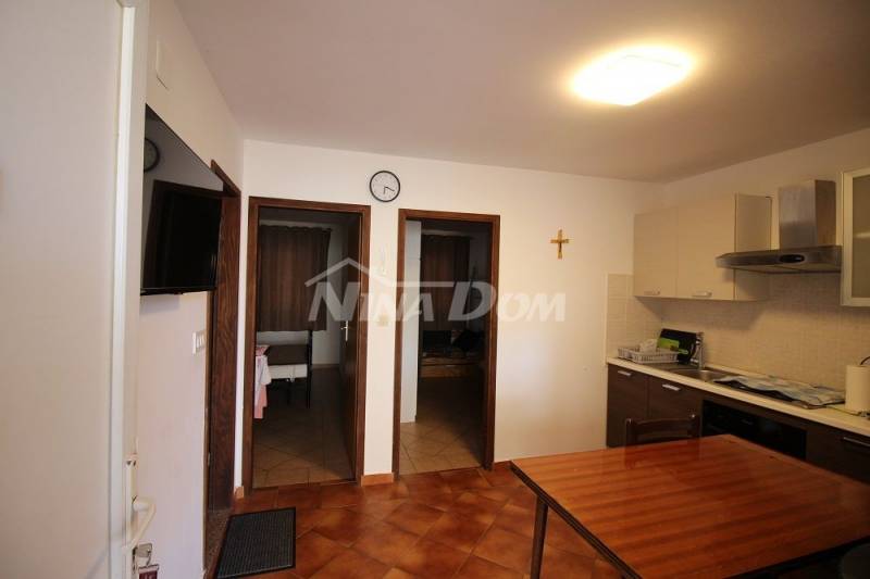 Apartman u prizemlju s dvije spavaće sobe 80 met. do plaže - 5