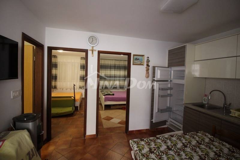 Apartman u prizemlju s dvije spavaće sobe 80 met. do plaže - 5