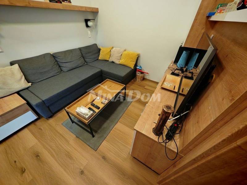 Južná strana ostrova Vir, blízko centra, kompletne zrekonštruovaný apartmán - 4