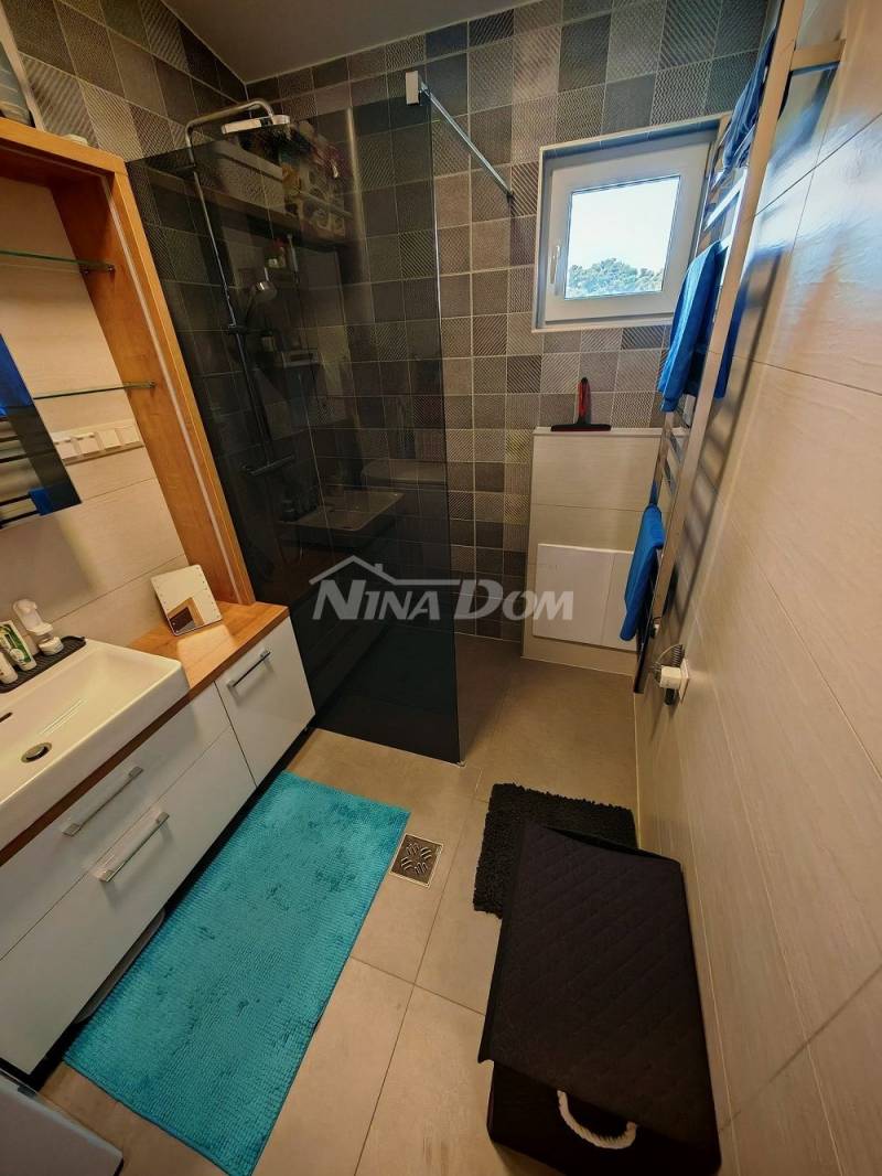 South side of the island of Vir, close to the center, completely renovated apartment - 7