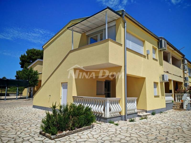 South side of the island of Vir, close to the center, completely renovated apartment - 11