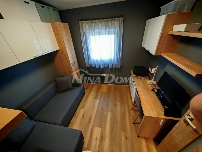Južna strana otoka Vira, blizina centra kompletno renovirani apartman - 10