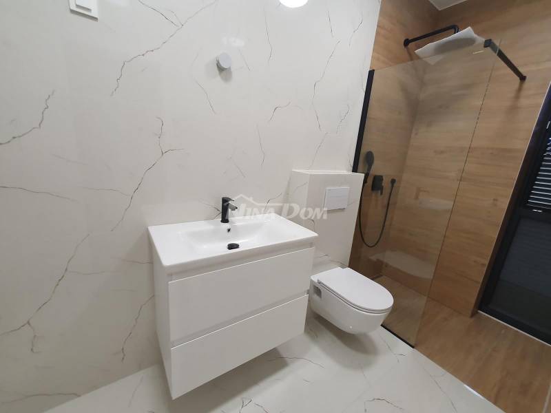 Penthouse Privlaka 70 metara od mora - 6