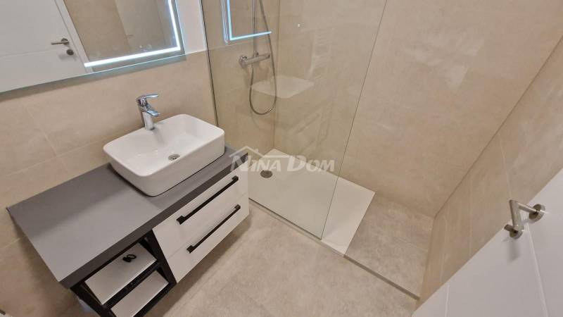 Novogradnja prizemlje vrt, plaža Prezida 260 m. (voda i kanalizacija) - 6