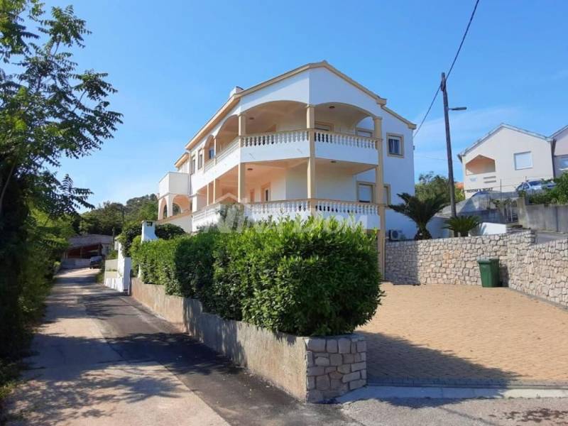 Apartment house for sale on the island of Ugljan, Lukoran - 2