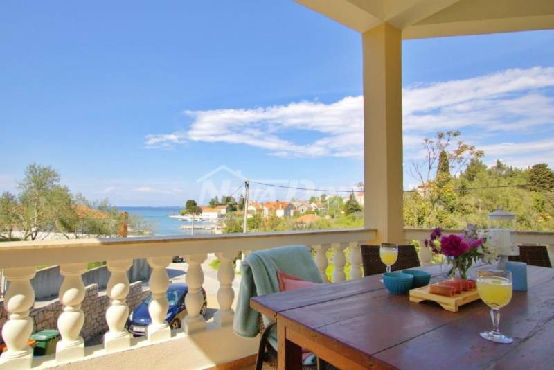 Apartment house for sale on the island of Ugljan, Lukoran - 4