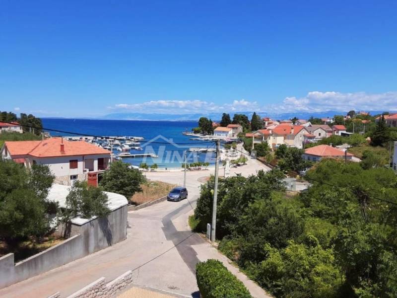 Prodaje se apartmanska kuća na otoku Ugljanu mjesto Lukoran - 3