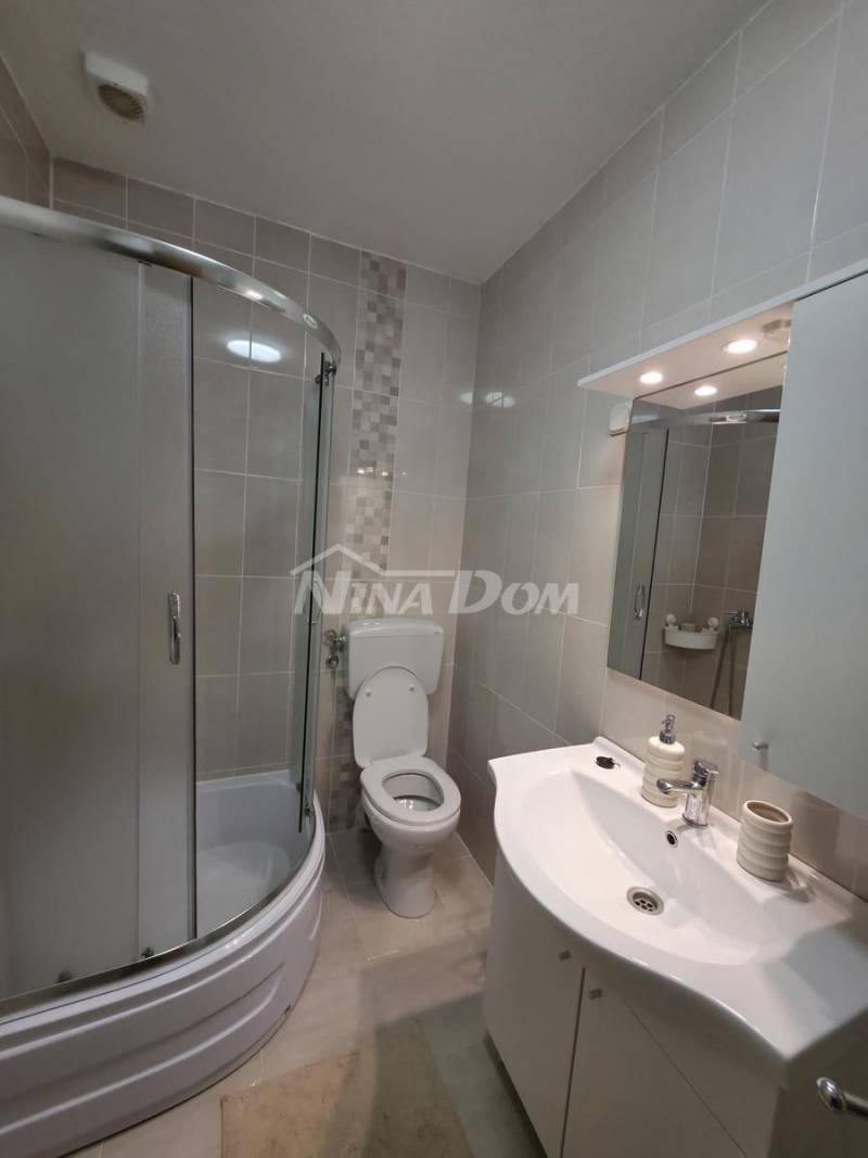 Prodaja apartmanska kuća Ražanac - 13