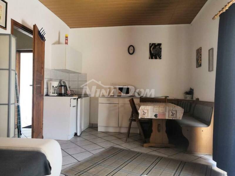 Južná strana 5 bytových jednotiek, výhľad na more - 8