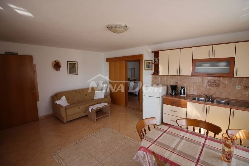 Apartmánový dom 2. rad od mora, južná strana Viru - 7