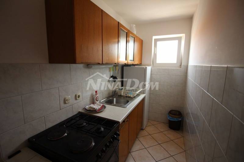 Južná strana ostrova Vir, apartmánový dom so 6 jednotkami. - 12