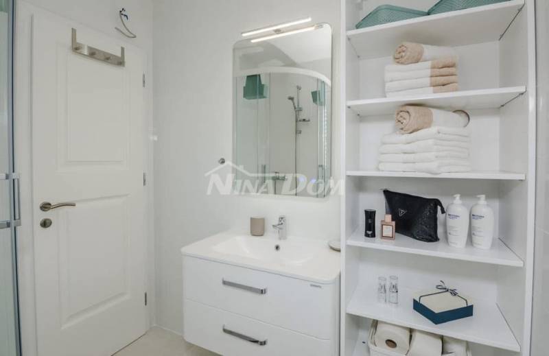 Apartmanska kuća s tri stambene jedinice, kompletno opremljene. - 15