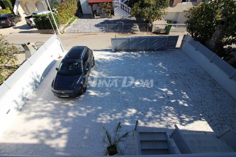 Južna strana otoka Vira apartmanska kuća kompletno renovirana. - 3