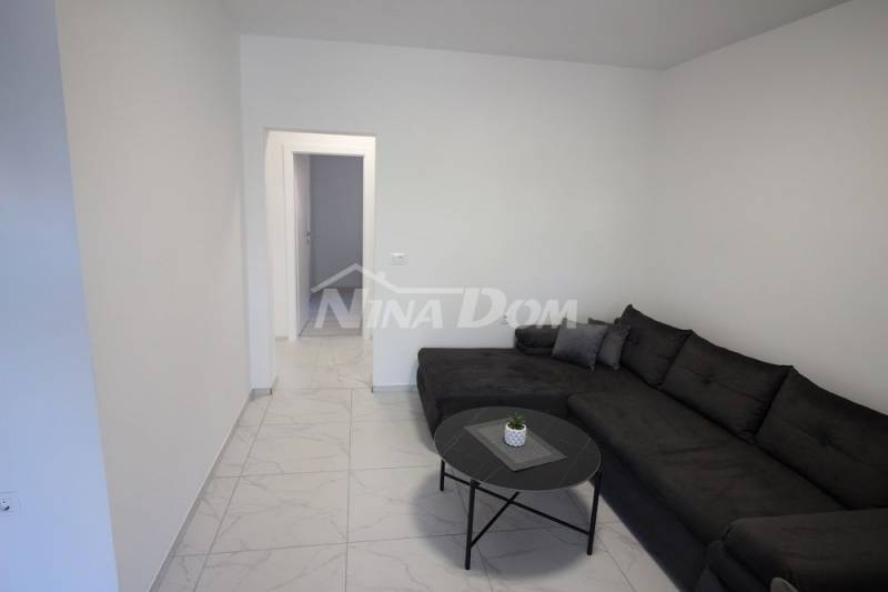 Južna strana otoka Vira apartmanska kuća kompletno renovirana. - 14