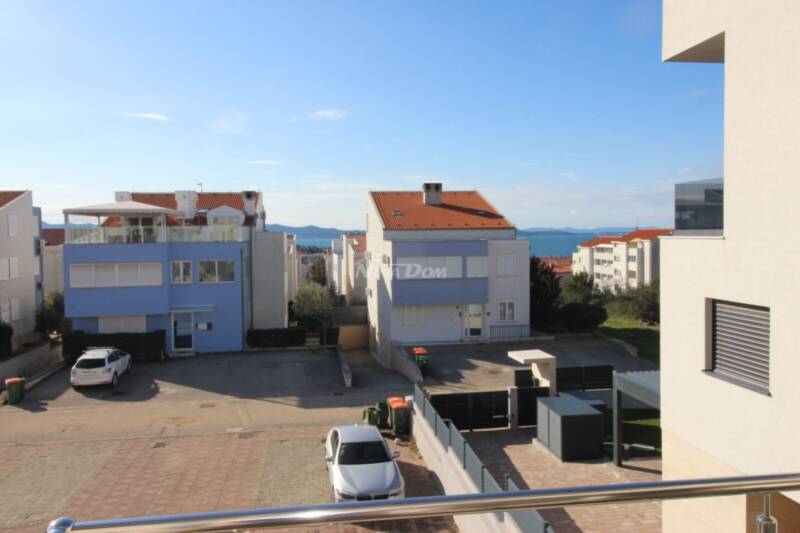 Borik five-room apartment on three floors with a sea view - 8