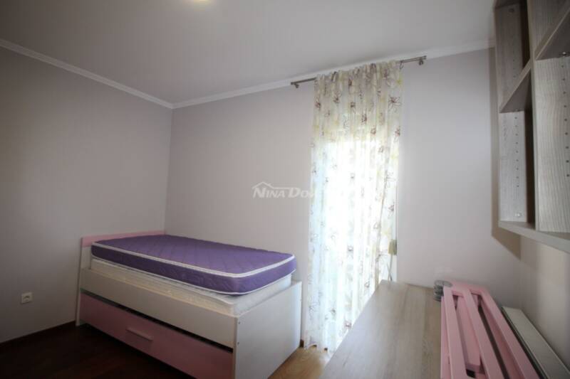 Borik five-room apartment on three floors with a sea view - 13
