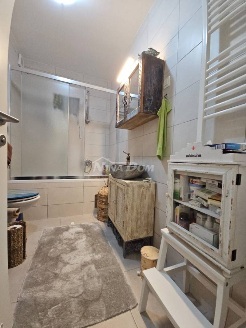Krásny byt vo Višnjiku, parkovanie, vyvýšené prízemie, 5 min do centra - 5