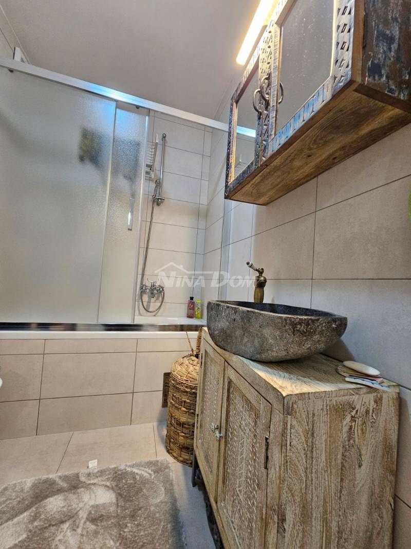 Beautiful apartment in Višnjik, parking, high ground floor, 5 min to the center - 4